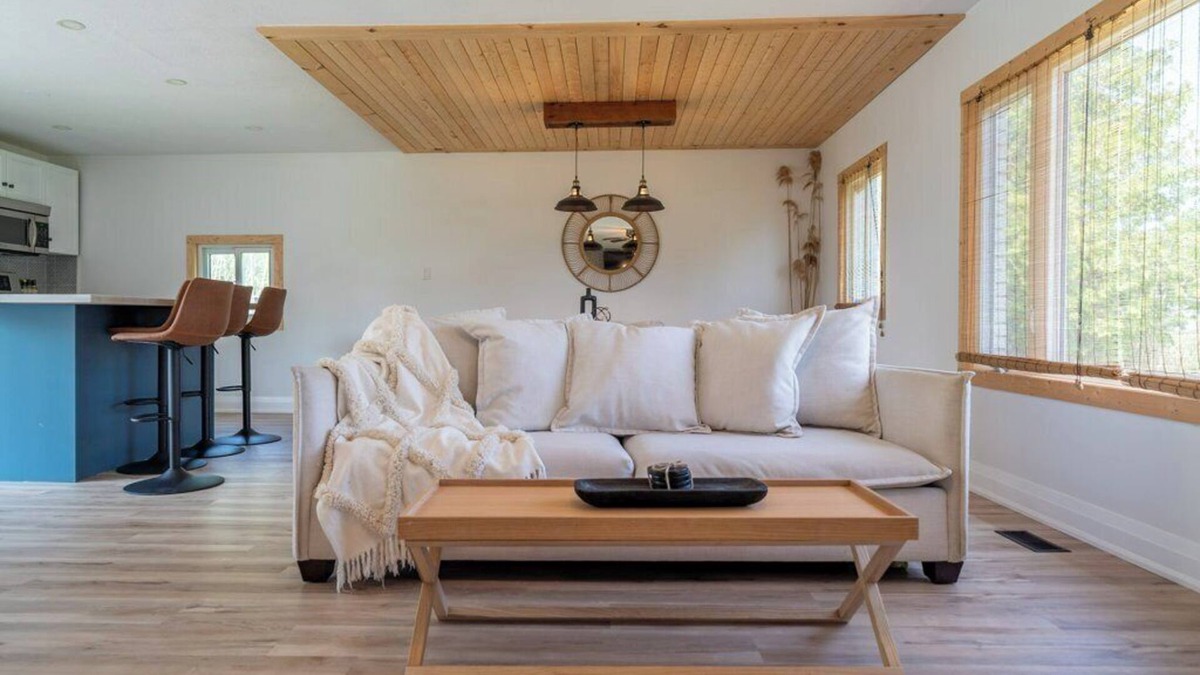 Carrying Place Cottage | Private PEC Retreat w Games Roomn