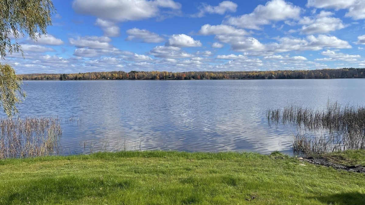 Winter Cabin | Private, Pet Friendly Lakefront Cabin