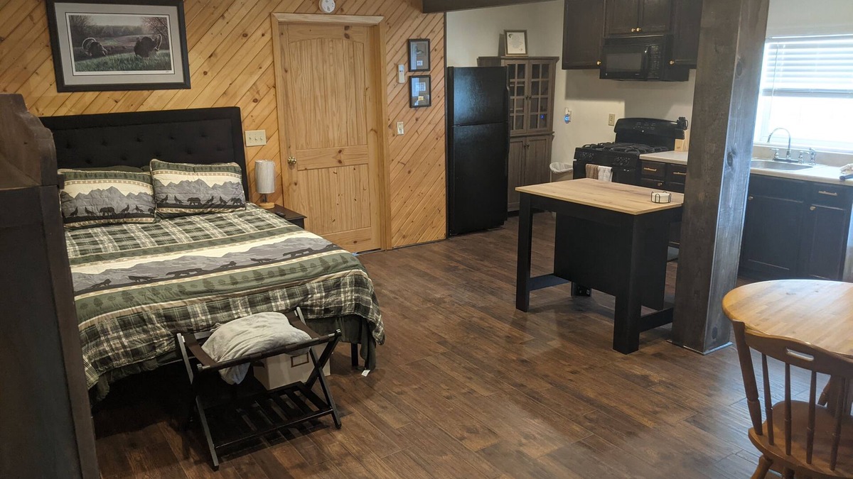 Salisbury Apartment | Private, pet friendly studio with many amenities.