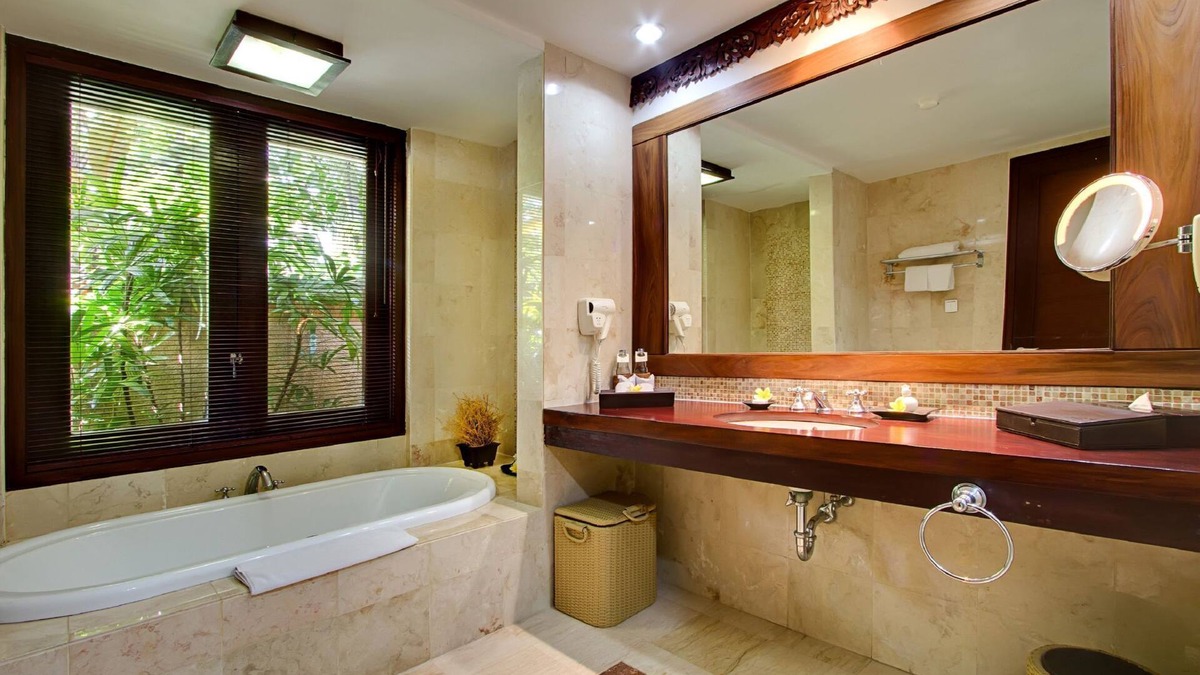 Kartika Plaza Villa | Private Plunge Pool Villa near the Beach