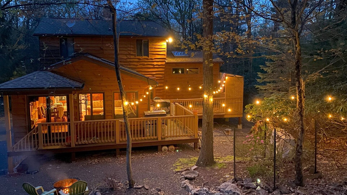 Lake Harmony Estates House | Private Poconos home, close to lake, ski-lodge vibe