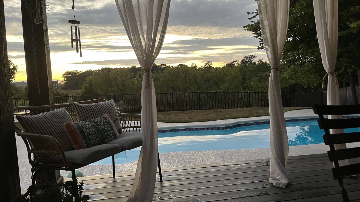 Mechanicsburg House | Private Pool, 1st Floor Bedroom, Hershey Park, Ski Roundtop, Yellow Breeches.
