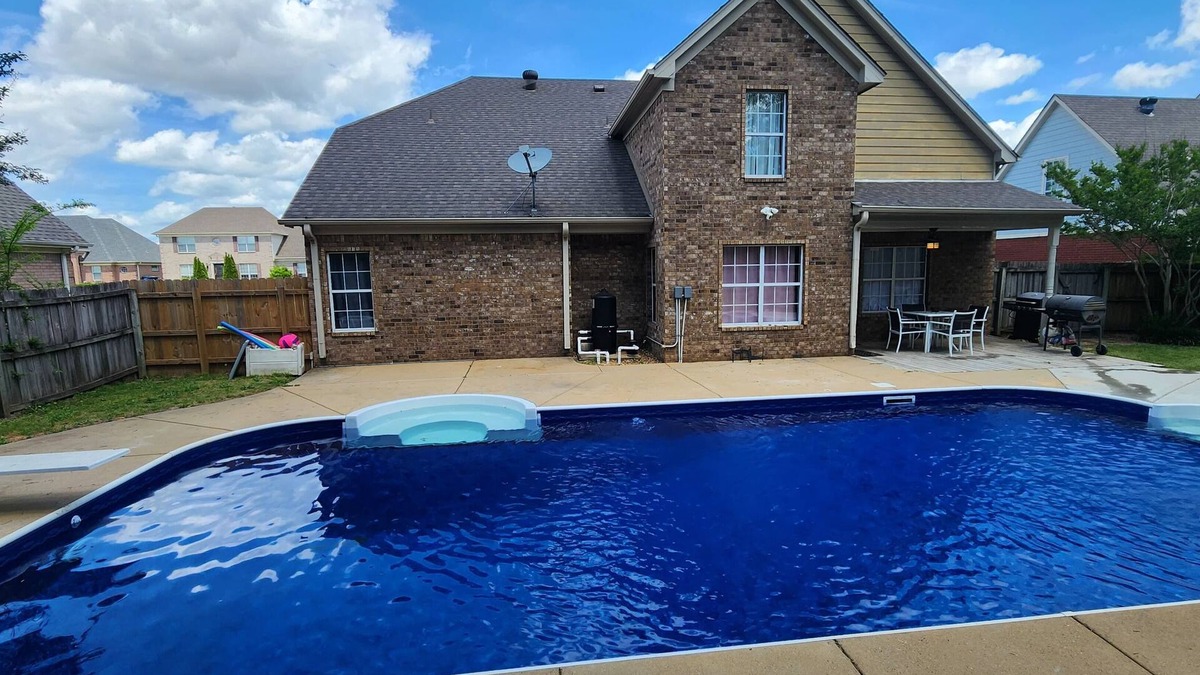 Olive Branch House | Private Pool-6 BR in Olive Branch -Near Stateline