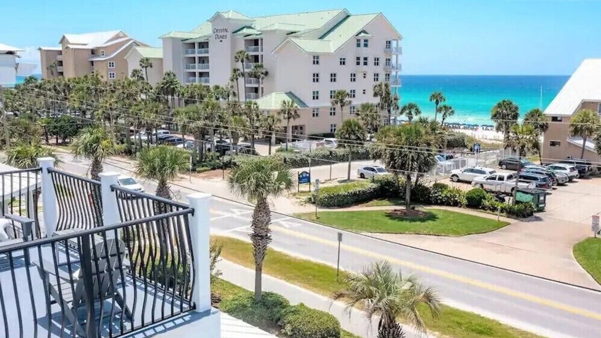 Crystal Beach House | 🏖️Private Pool | 6-Seater LSV (Golf Cart) | Gulf Views | 6BR Splash🏖️