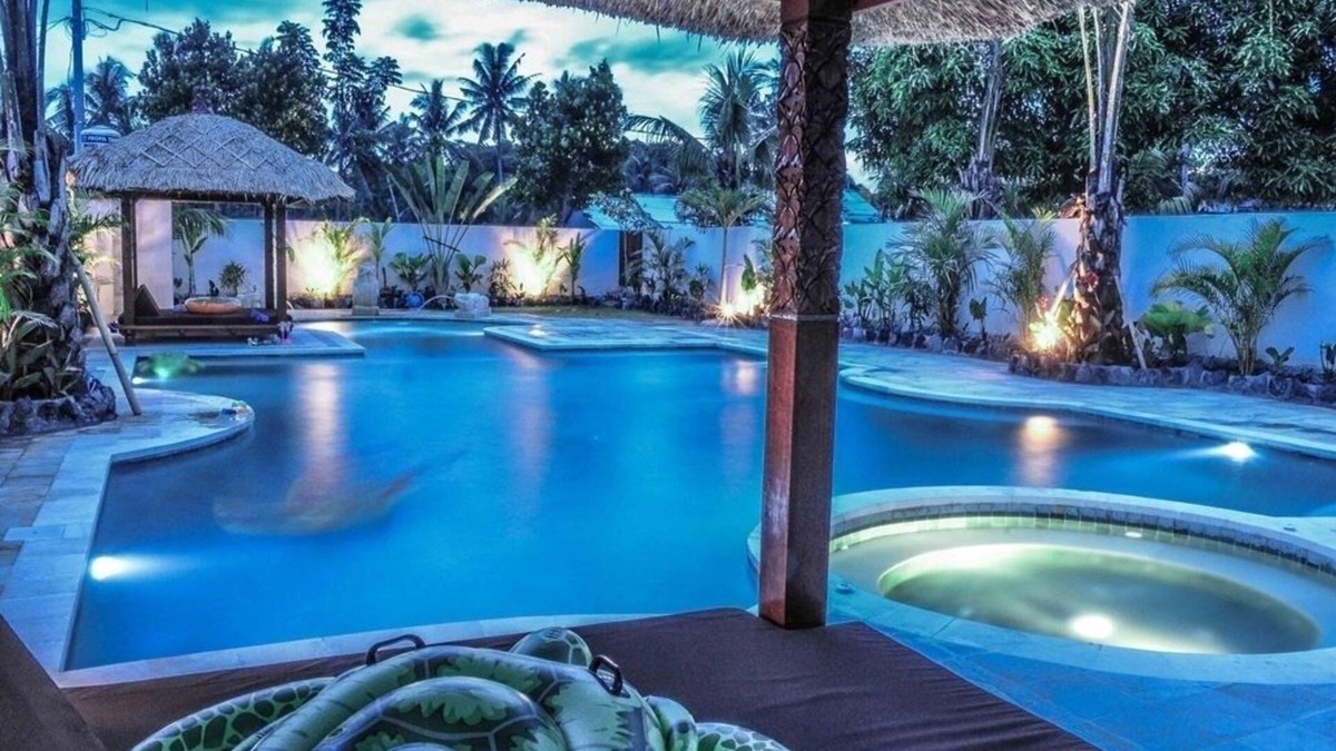 Penatih Villa | Private pool 8*18 m. Promo price!