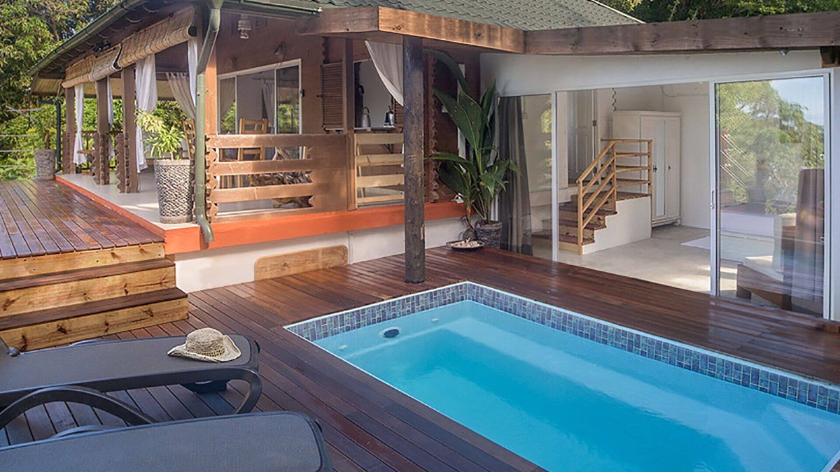 Praslin Island House | Private Pool + Free Wifi + Outdoor showernLa Pointe Beach Huts