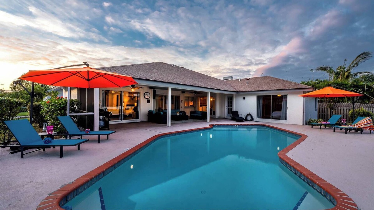 Palma Sola House | Private Pool | Game Room | 7 miles to AMI