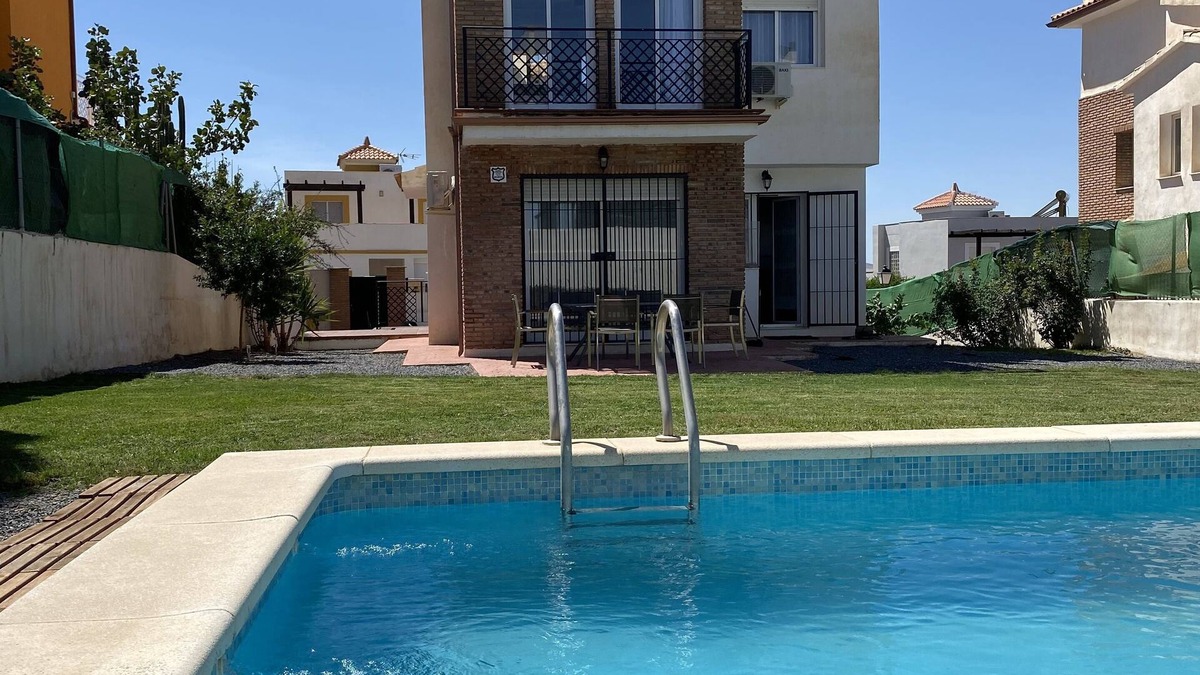 Dilar Ski Chalet | Private Pool & Garden by Sierra Nevada Natural Park