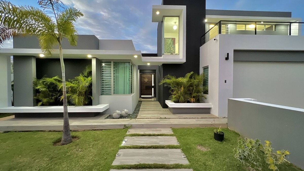Hatillo Villa | Private Pool, Hydromassage Jacuzzi & short drive away from amazing beaches.