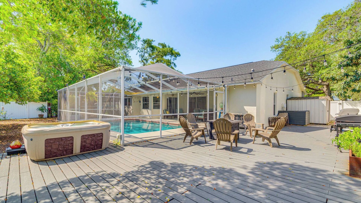 Spring Hill House | Private Pool & Lanai: Spring Hill Oasis