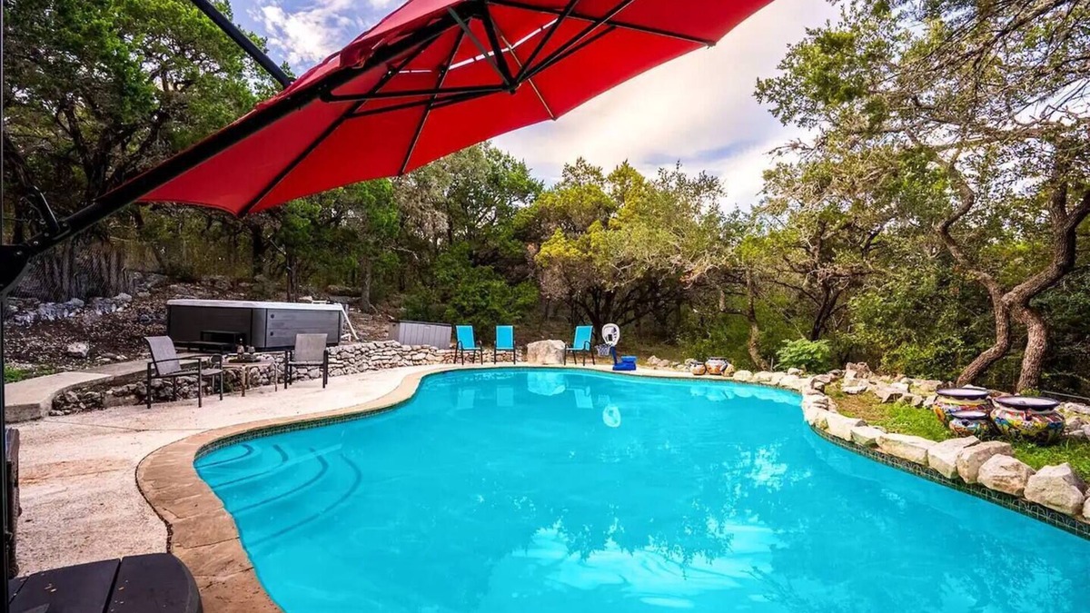 Wetmore House | Private Pool & NEW Hot Tub in The Hill Country