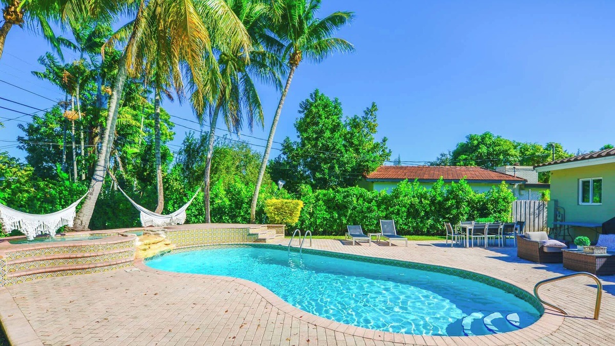 South Miami House | Private Pool Oasis – Ideal Vacation Escape