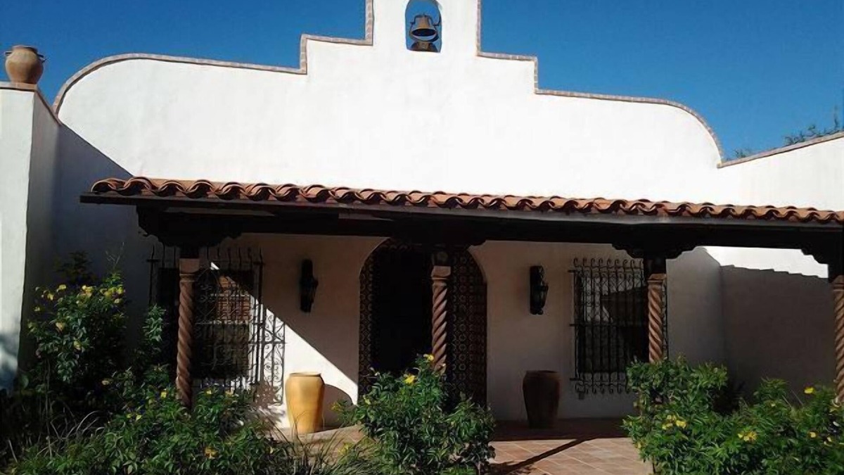 Sabinal House | Private Pool, Outdoor Fireplace and beautifully furnished