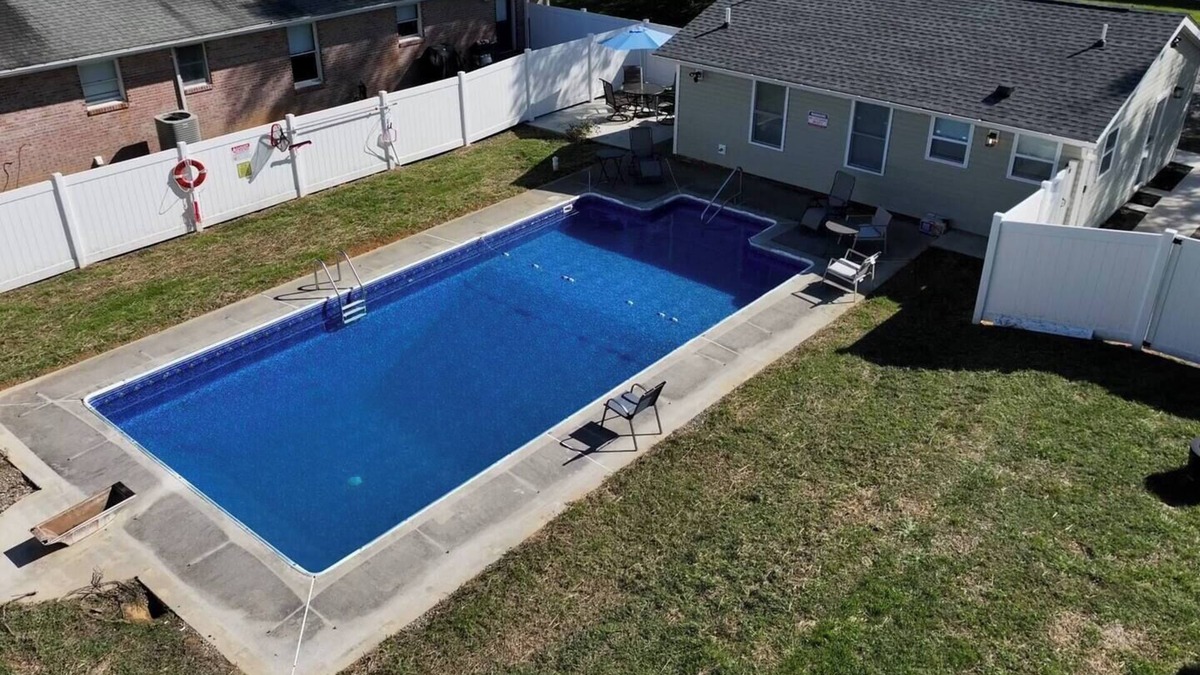 Charles Town House | Private Pool & Spa Near Casino 1 p.m. Check-in/Out, Cozy Pool & Hot Tub Retreat by Casino