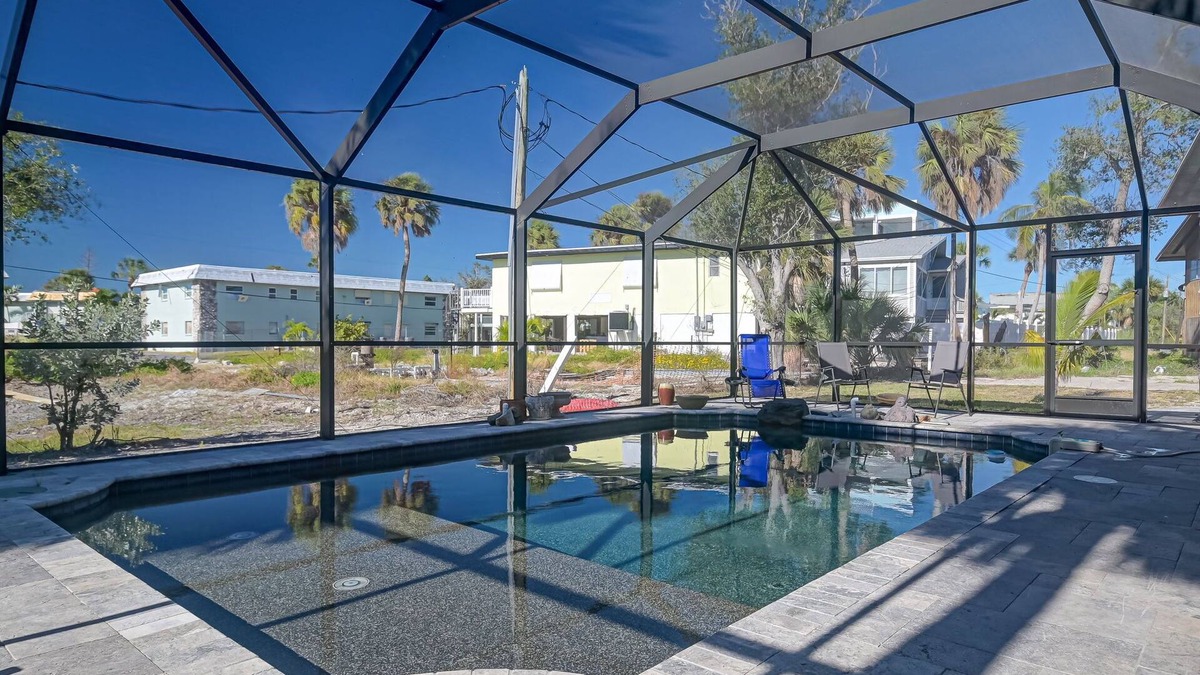 Fort Myers Beach House | ☀️ Private pool - Pet Friendly - Eucalyptus A ☀️