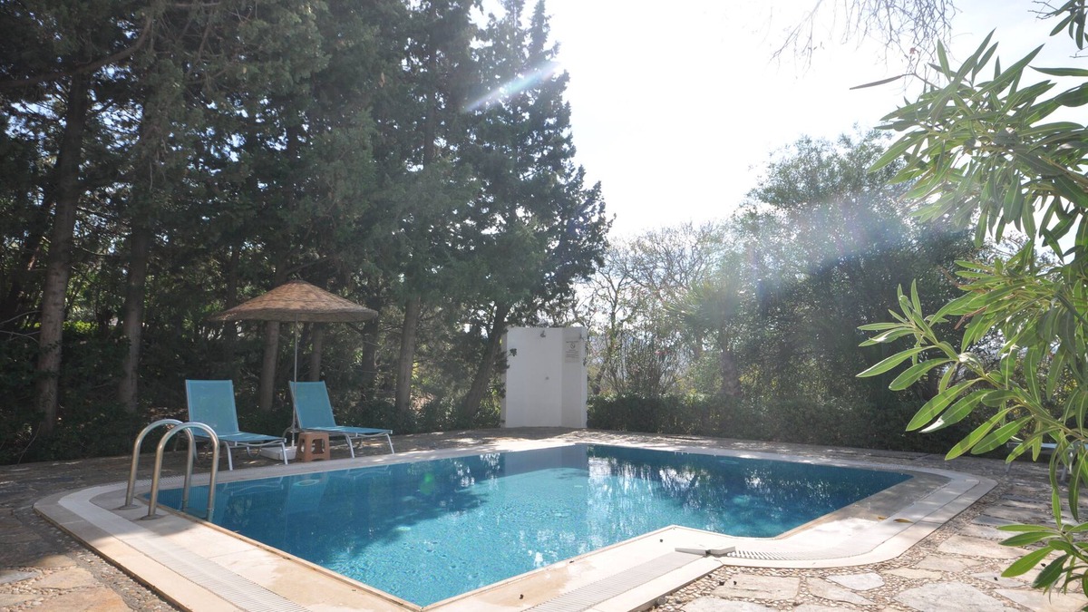 Dagbelen Villa | Private Pool Villa Begonvil 2+1
