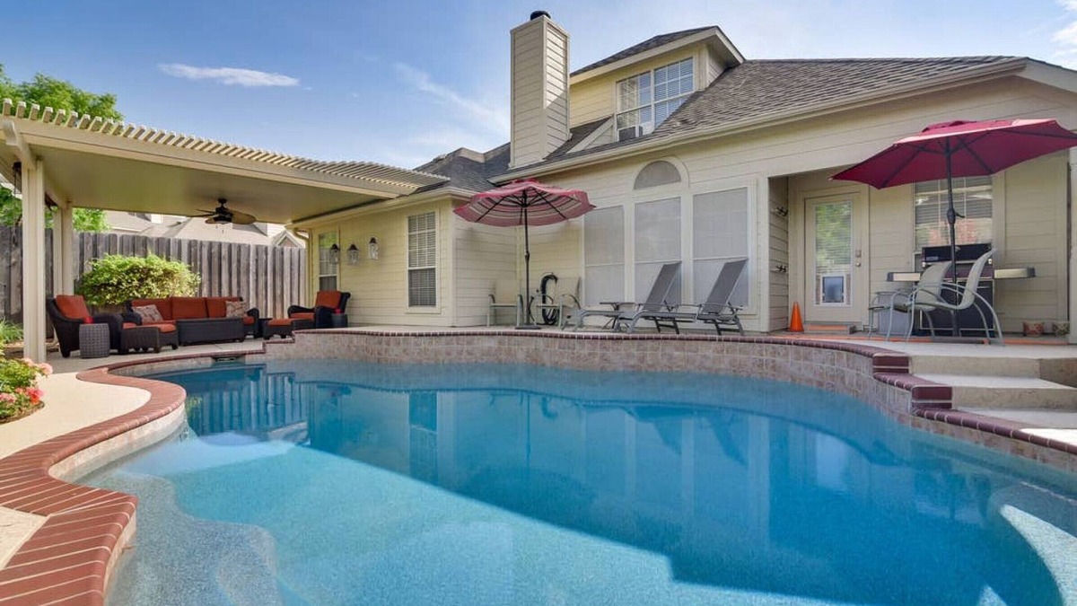 South Arlington House | PRIVATE POOL w/Full Amenities by BLD & Joe Pool LK