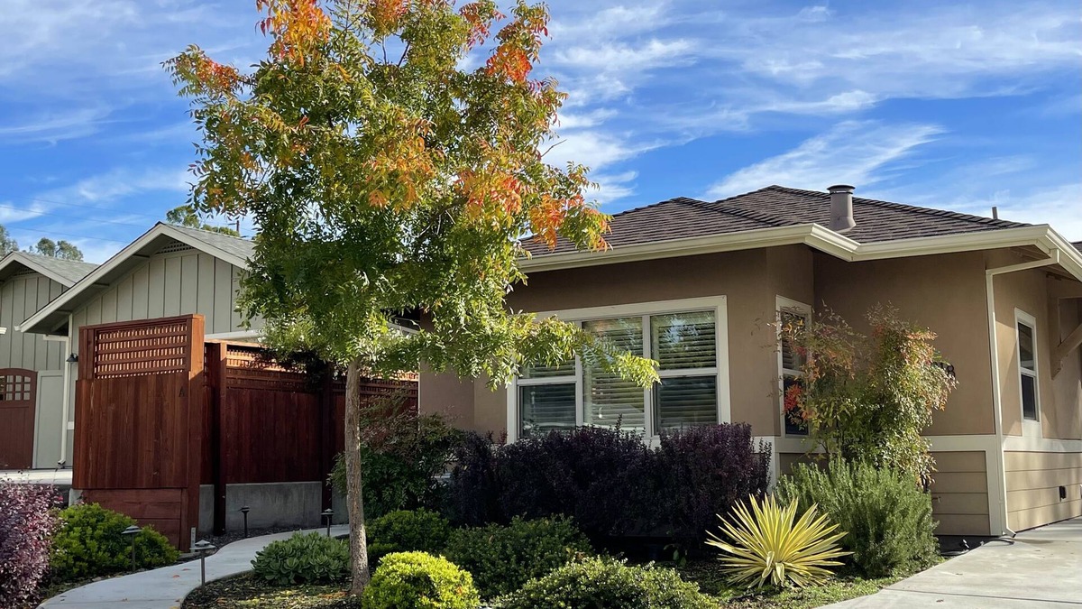 Napa Apartment | Private, Quiet, Comfy, <1 mile walk Downtown Napa
