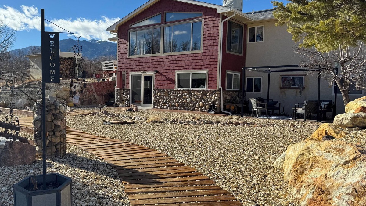 Rye Apartment | Private, quiet, creekside apartment
