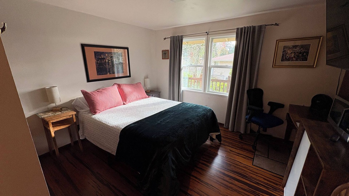 Bull Mountain Apartment | Private, quiet suite, separate entrance.
