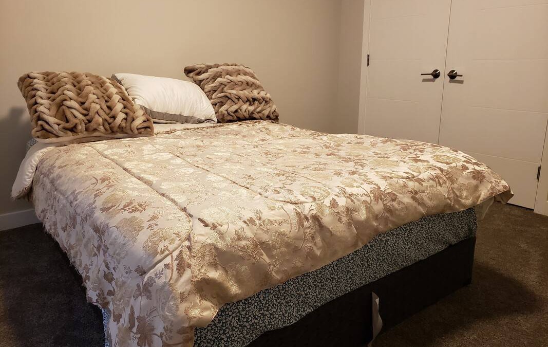 Southeast Calgary Resort | Private room ∙ 1 guest