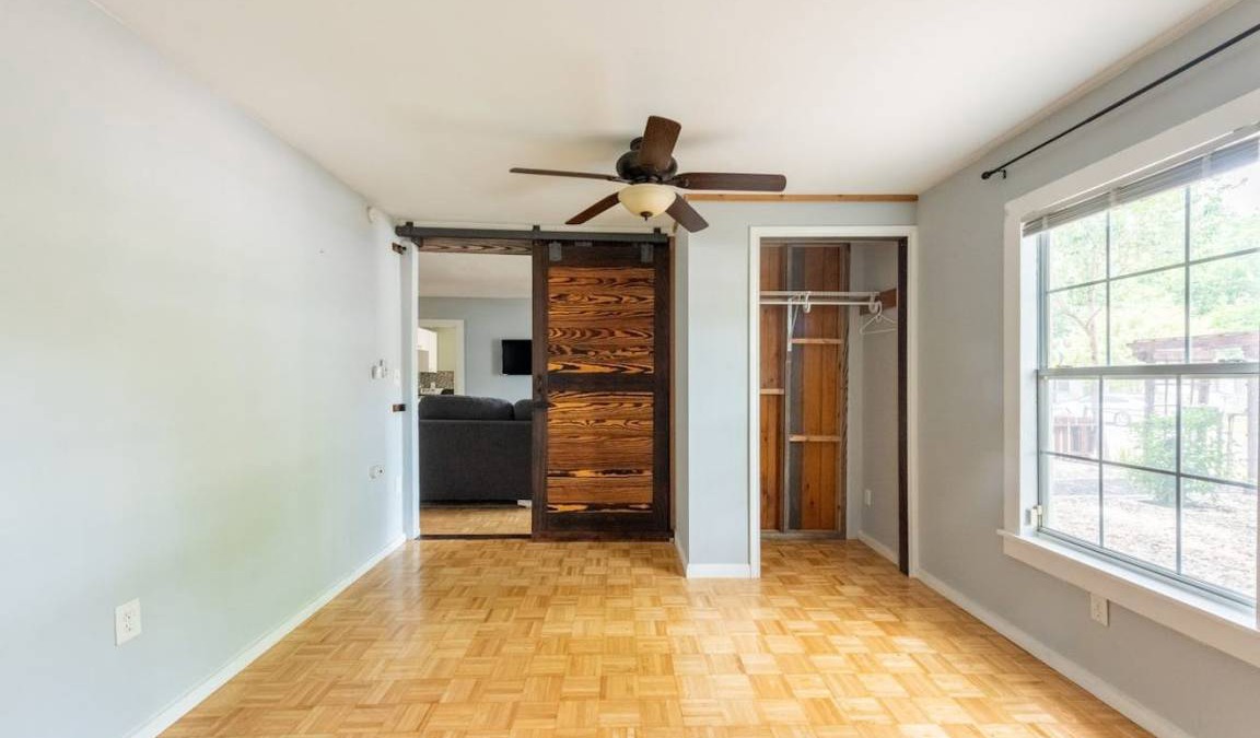 East Cesar Chavez Resort | Private room ∙ 1 bedroom ∙ 1 guest
