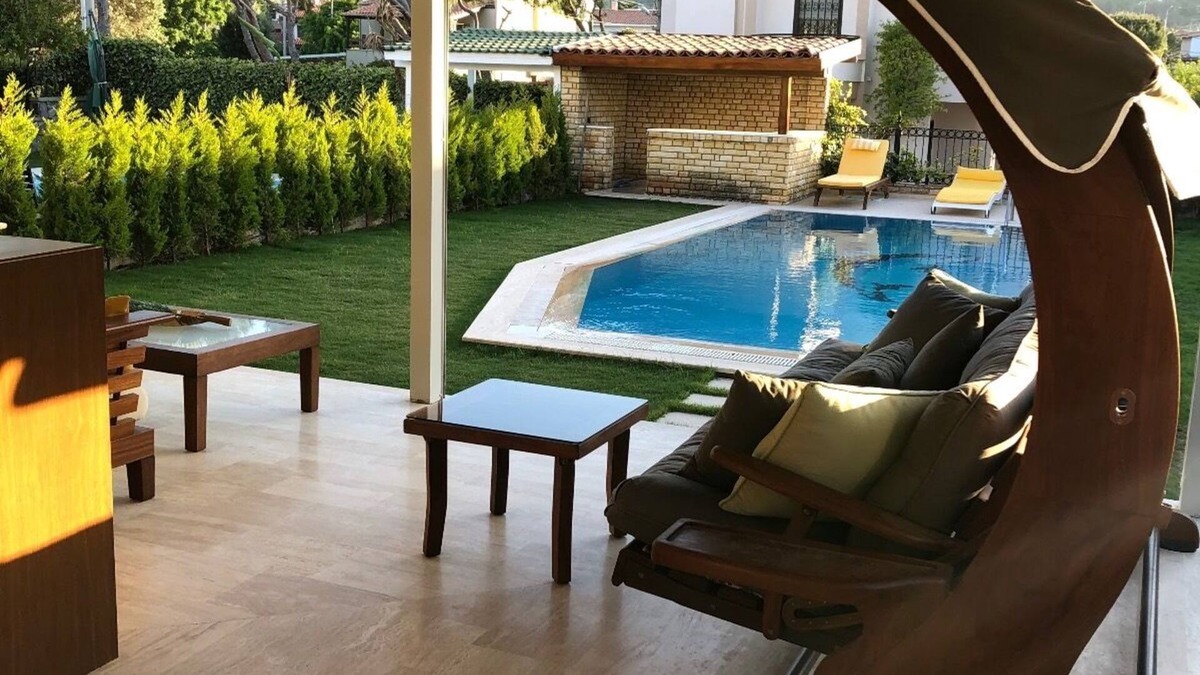 Boyalık Mahallesi House | Private Refurbished Villa Nearby Boyalık Beach