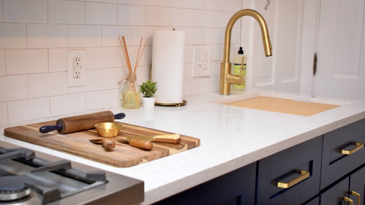 West Highland Cottage | Private Remodeled Berkeley/Tennyson Guest House with a 93 Walk Score