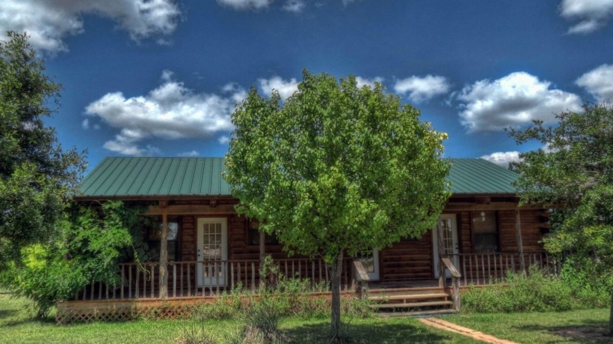 Utopia Cabin | Private Residence along the Sabinal River in the Texas Hill Country.