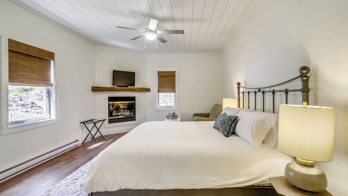 North Glade Hills Resort | Private Rm 1, Handicap Accessible, 10 quiet acres