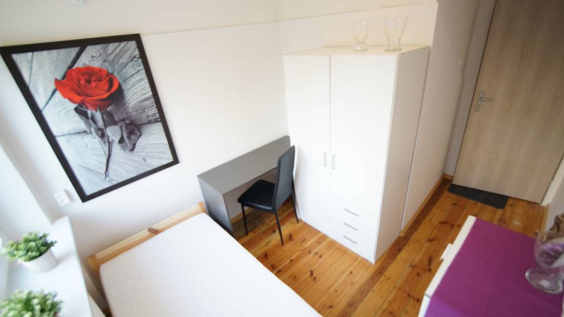 Lodz Resort | Private room ∙ 1 bedroom ∙ 1 guest