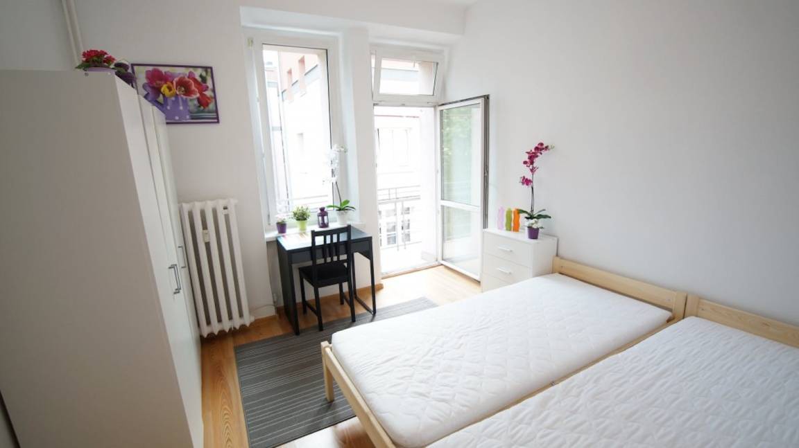Lodz Resort | Private room ∙ 1 bedroom ∙ 1 guest