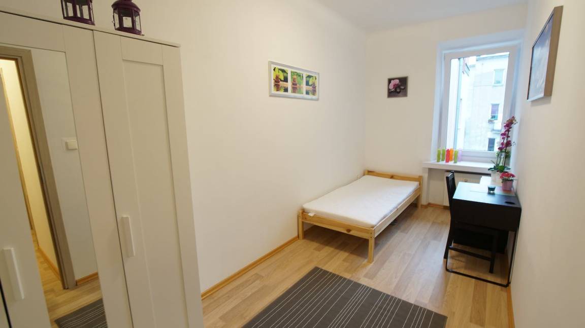 Lodz Resort | Private room ∙ 1 bedroom ∙ 1 guest