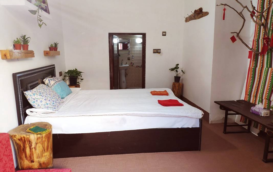 Ashkez̄ar Resort | Private room ∙ 2 guests