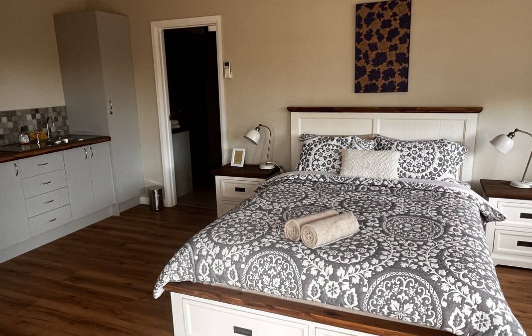 Whitfield Resort | Private room ∙ 3 guests