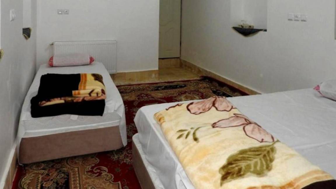 Mehrīz Resort | Private room ∙ 3 guests