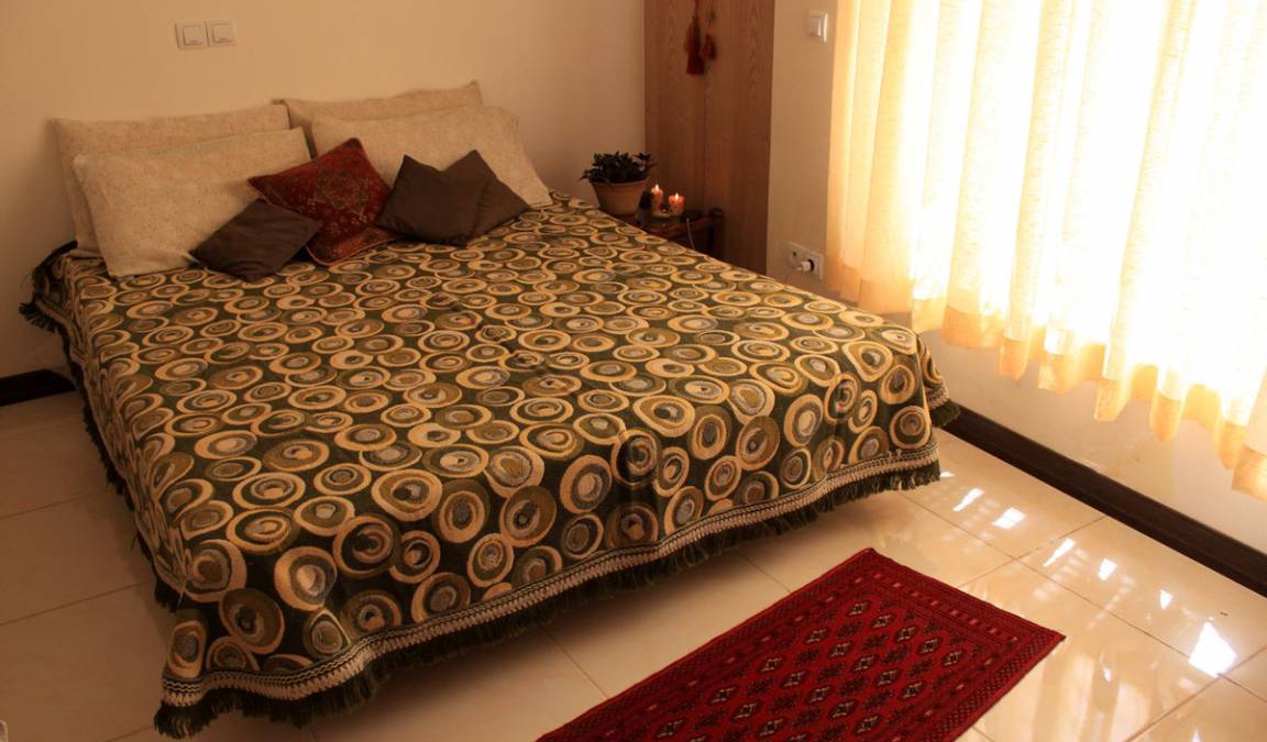 Shīrāz Resort | Private room ∙ 3 guests