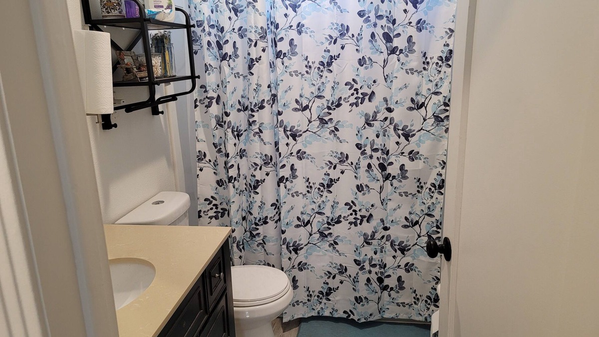 Logan House | Private Room #3 in GU District