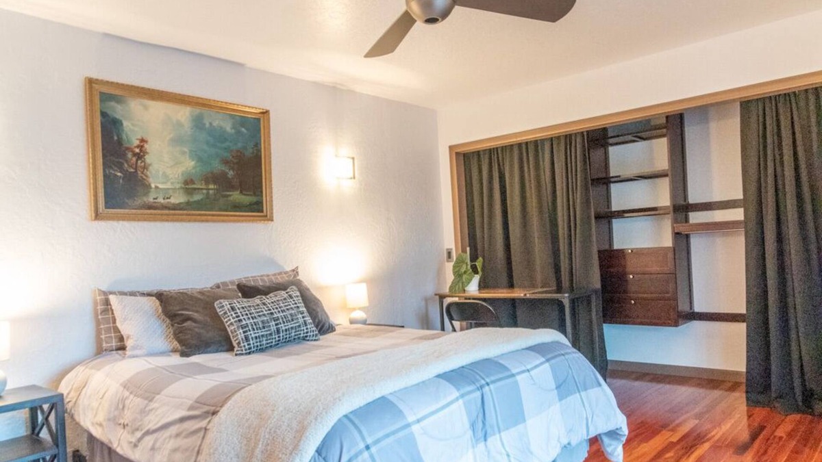 Redding House | Private Room and Entrance, amazing views, deck space.