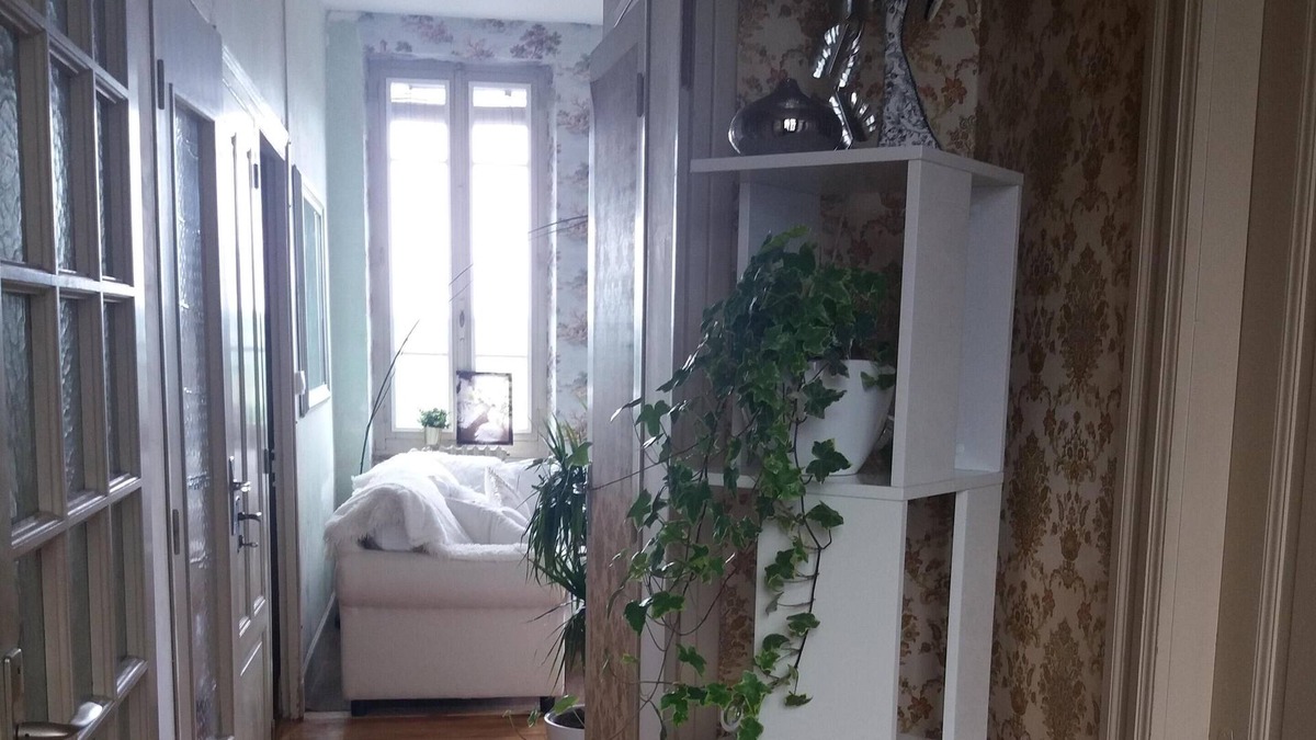 Carmaux House | Private room at the inhabitant