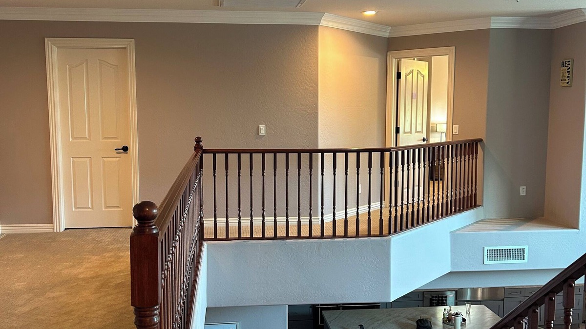 Pleasant Valley House | Private room in gated community in Peoria, AZ