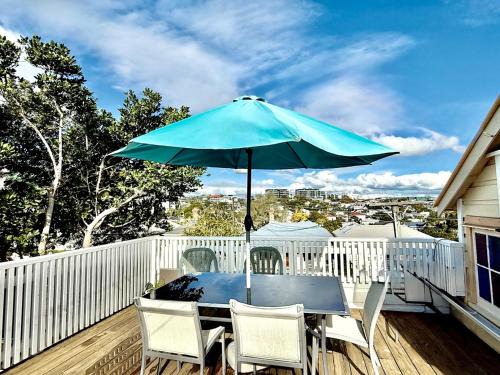 Grey Lynn House | Private Room in Grey Lynn Villa