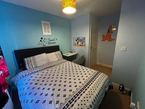 Newmarket House | Private Room in Newmarket