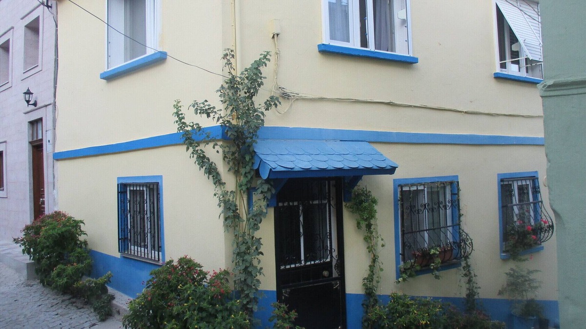 Ayvalik City Center Bed & Breakfast | Private room in the heart of Ayvalik