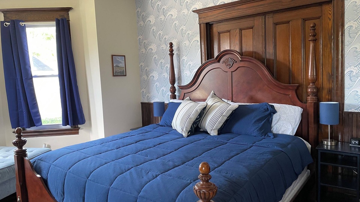 West Creek Bed & Breakfast | Private Room w Full Bath near LBI Long Beach Island West Creek Tuckerton Venues