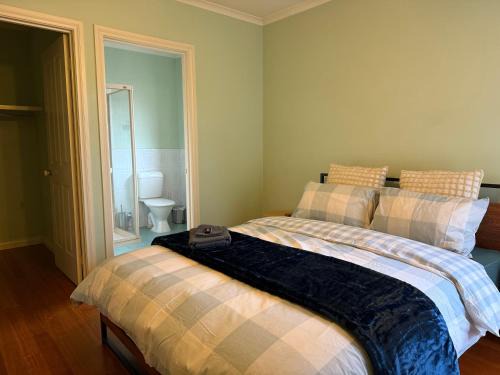 Bentleigh House | Private Rooms in Bentleigh 1 min to Train Station, Cafes and close to Monash Uni
