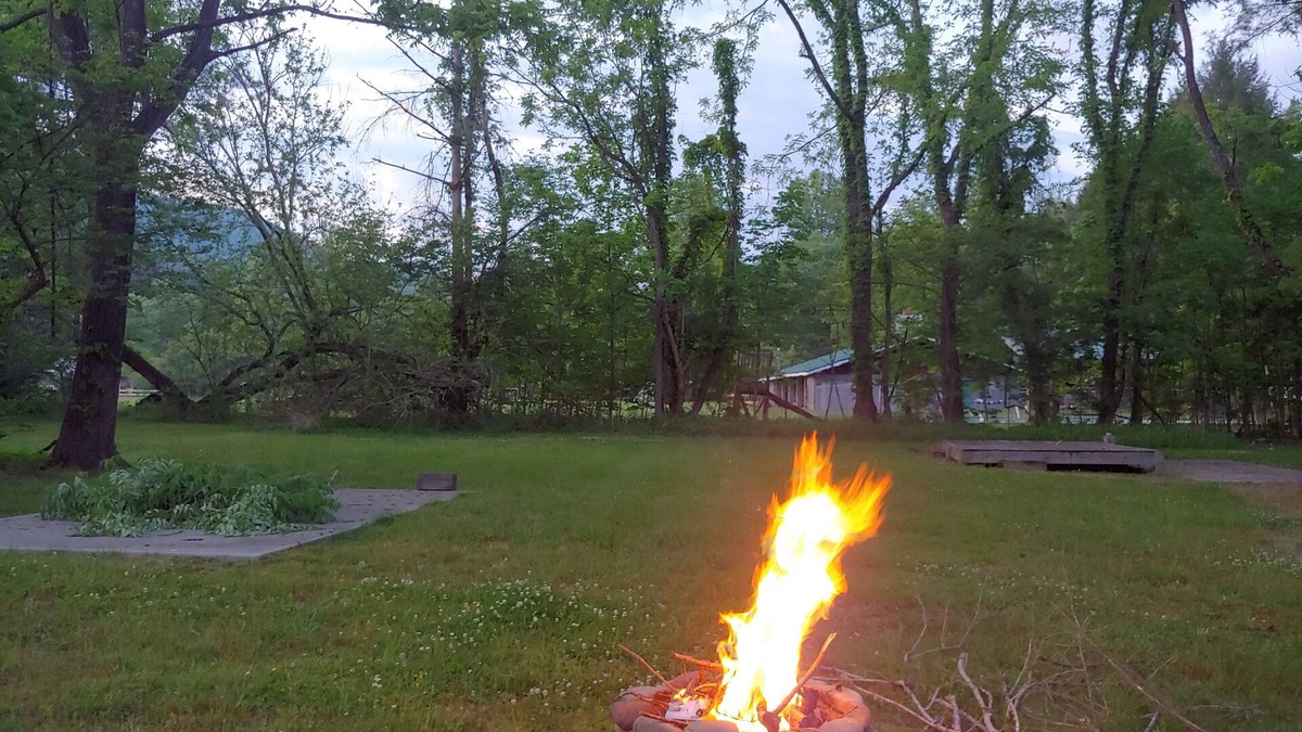 Bryson City RV Rental | Private RV Camper Site Deep Creek Bryson City NC