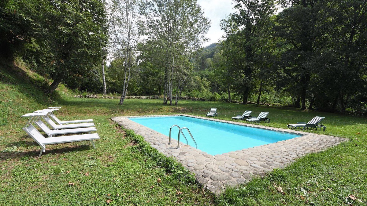 Coreglia Antelminelli House | Private swimming pool - Sleeps 6 - Garfagnana