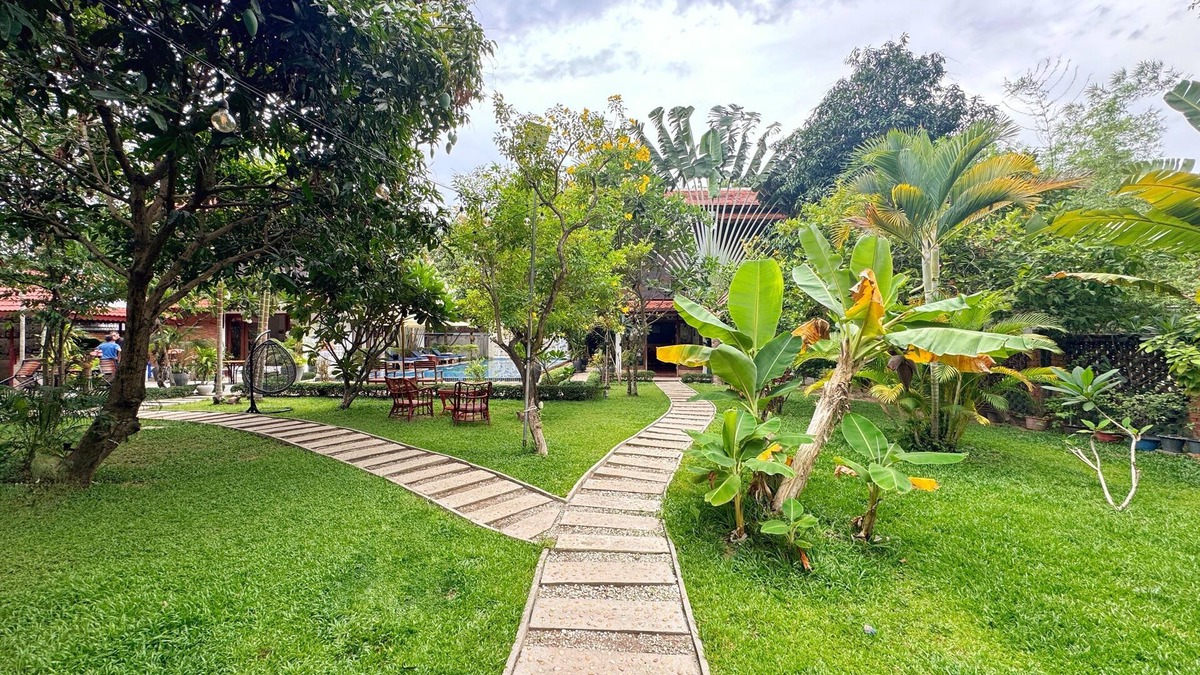 Siem Reap Villa | Private Sala Noble Three Villa with 8-bedrooms-Swimming pool in Siem Reap