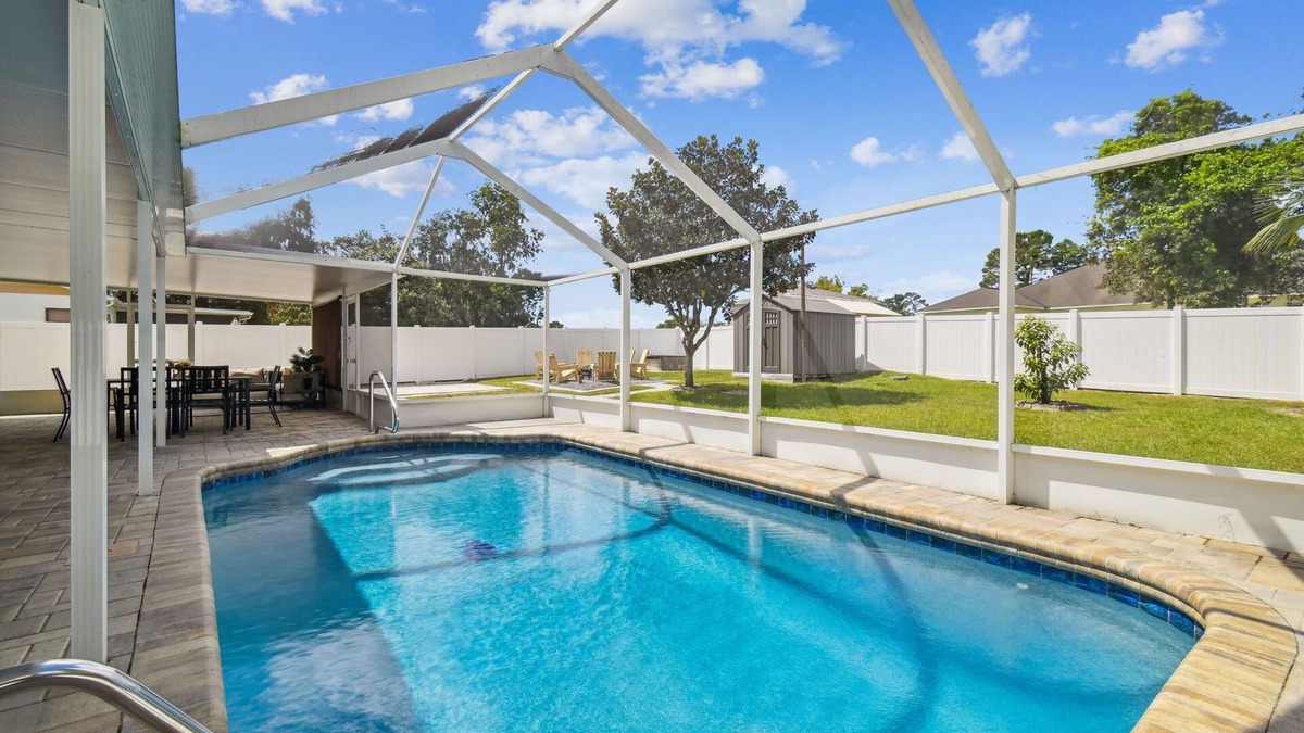 Spring Hill House | Private Salt Water Pool, expansive patio + outdoor kitchen